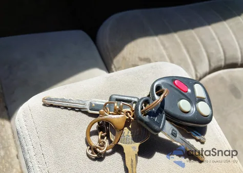 2000 Buick Century Custom z USA, uszkodzony, nr VIN 2G4WS52J1Y1344827